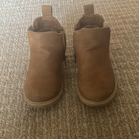 Leopard accented toddler boots - Picture 2 of 2